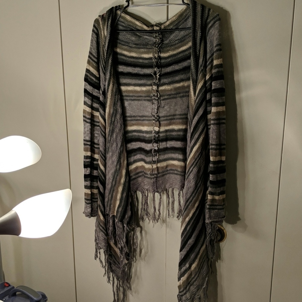 Hooded sweater